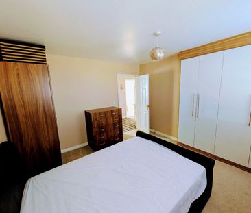 4 Bed Detached House, Chorley Way, CV6 - Photo 4