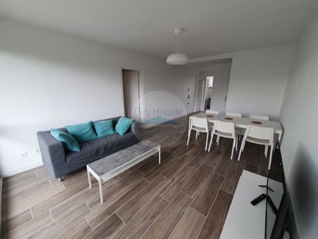 Location Appartement 6 pièces 104m² - Photo 2