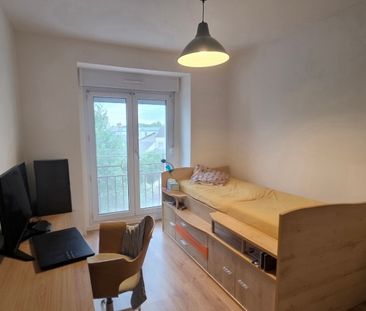 Location Appartement 4 pièces 83m² ORLEANS 45100 - Photo 4