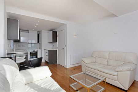 1 bedroom flat to rent - Photo 3