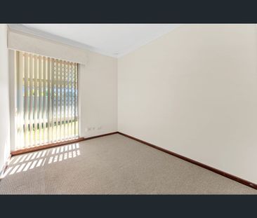 7 Vela Court, Rockingham, WA 6168 - Photo 2