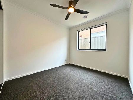 26 Canadian Avenue, Werribee VIC 3030 - Photo 3