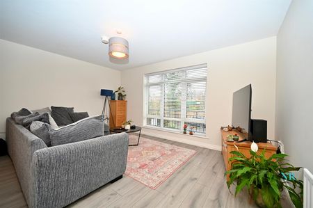 Apt 5, 39 Dundela Crescent, Belfast, BT4 3BN - Photo 5