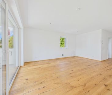 ERSTBEZUG MIT EIGENGARTEN - Charmante Wohnung TOP 3 mit Balkon und ... - Photo 1