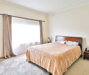 Comfortable 3 Bedroom Family Home - Photo 4