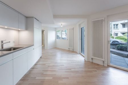 Sun-drenched ground floor apartment in Zurich - Photo 3