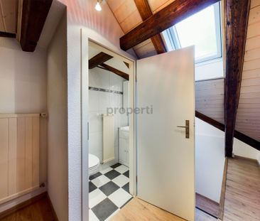 Centrally located duplex apartment with a fireplace ideal for coupl... - Photo 6