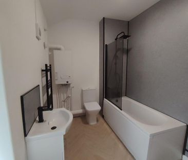 2 bedroom terraced house to rent - Photo 6