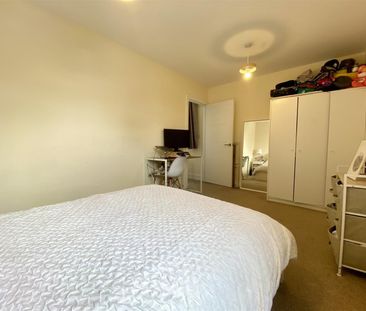 1 Bedroom Apartment To Let - Photo 1