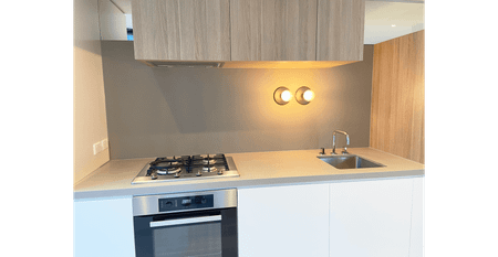 Perfect location 2 beds 1 Bath apartment CBD - Photo 5