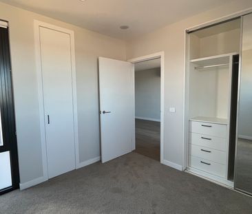 Quality living in a fantastic location - Photo 3