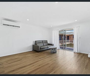 5/41 Burra Street, Chevron Island, Qld 4217 - Photo 2