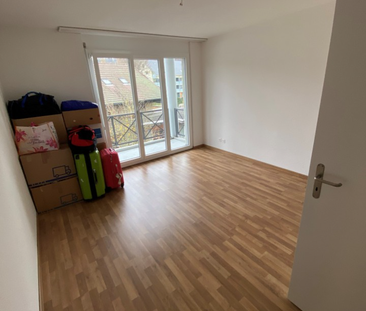 Zu vermieten per sofort oder nach Vereinbarung frisch renovierte 3.... - Foto 4