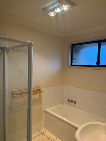 Family Home in the Heart of Bongaree - Photo 5