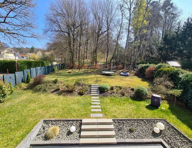 Landstuhl - 4 Zimmer, 2 Bäder, Balkon, Stellplatz, Abstellraum - Foto 1