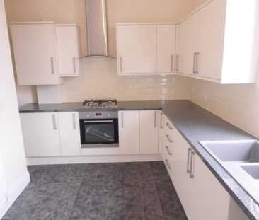 2 Bedroom End of Terrace - Photo 6