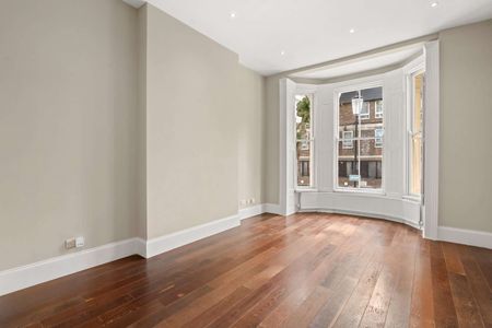 A spacious family house located close to Portobello Road and Westbourne Grove - Photo 4
