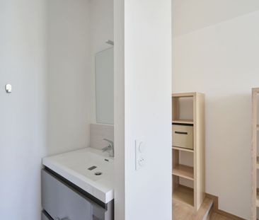 ST PIERRE LES DAMES S Roommate 4 Bedrooms at Reims - Photo 5