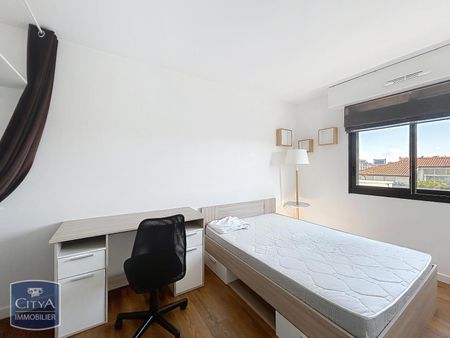 Location Appartement 3 pièces 69m² LYON 8ème - Photo 5