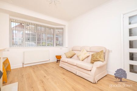 Lynmouth Avenue, Morden, SM4 - Photo 2