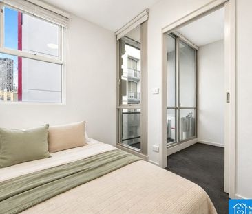 Stylish 2-Bedroom Apartment in Arrow on Swanston Complex - Photo 5