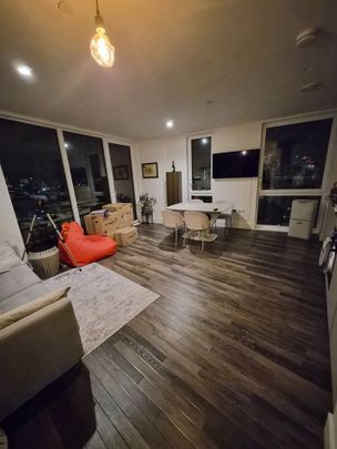 Room in a Shared Flat, Moulding Lane, SE14 - Photo 1