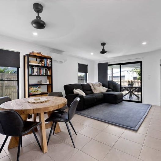 Modern Family Home - Photo 1