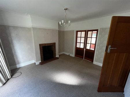 3 bedroom semi-detached house to rent - Photo 2