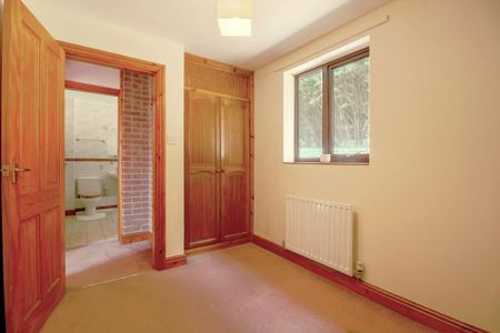 2 bedroom barn conversion to rent - Photo 5