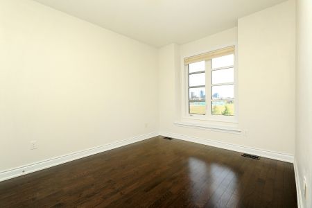 For Lease - 3134 Post Road, Oakville, Ontario - Photo 4