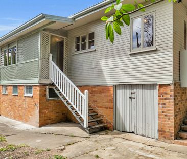 Unit 1/16 Earle Lane, TOOWONG - Photo 2