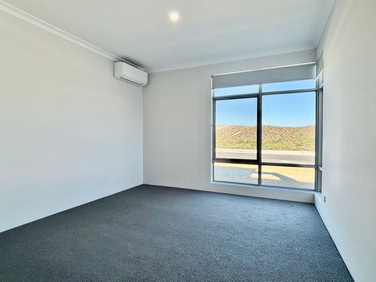 Brand New 3x2 in Alkimos! - Photo 1