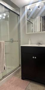 **One Bedroom, One Bathroom Suite Departure Bay Area** - Photo 4