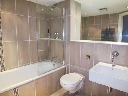 1 bedroom flat to rent - Photo 4