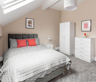 5 bedroom terraced house to rent - Photo 2