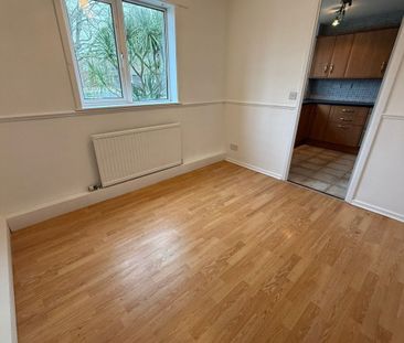 Bittern Close - Photo 1