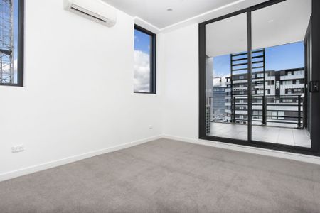 503/81B Lord Sheffield Circuit, Penrith - Photo 4