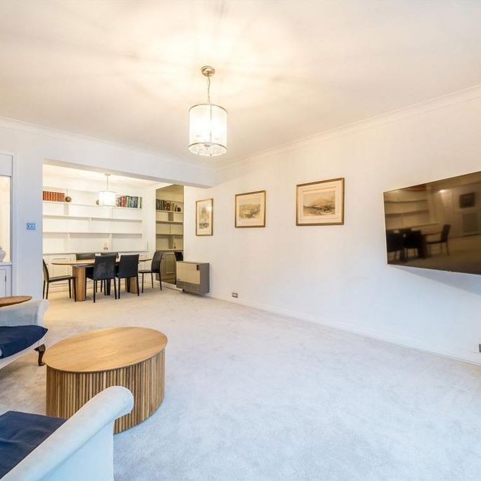 3 bedroom flat to rent - Photo 1