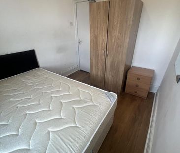 1 bedroom house of multiple occupation to rent - Photo 2