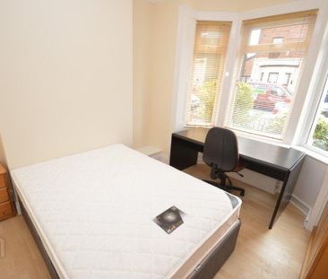 3 Lisburn Avenue, Belfast, BT9 7FX - Photo 1
