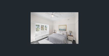 Immaculately Renovated Family Home in Quiet Tree-Lined Street - Photo 3