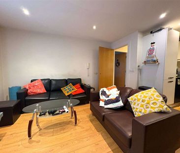 Fantastic Furnished Two Double Bedroom Apartment with an allocated ... - Photo 1