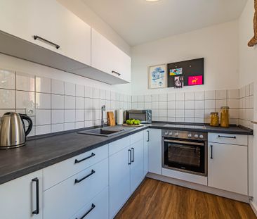 City-Residence: Modern und neu möblierte 2-Zi.-Wohnung nahe Europav... - Photo 3