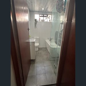 LOCATION LOCATION - Photo 3