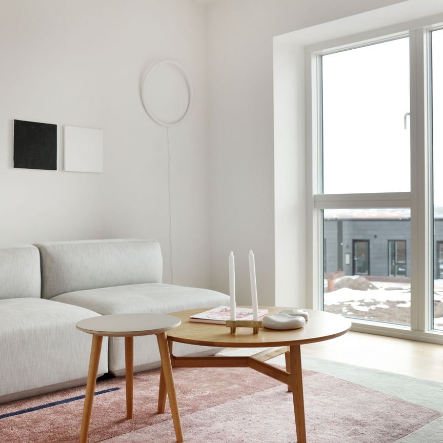 Taghaverne – Stor 5-værelses lejlighed med flot udsigt over byen - Photo 1