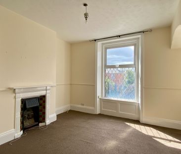 Priorswood Road, Taunton - Photo 1