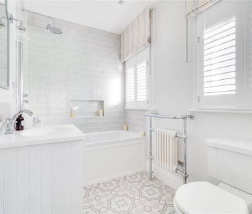3 bedroom flat to rent - Photo 3
