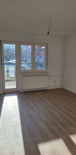 3 ZKB im Erdgeschoss mit Terrasse SANIERT - Foto 1