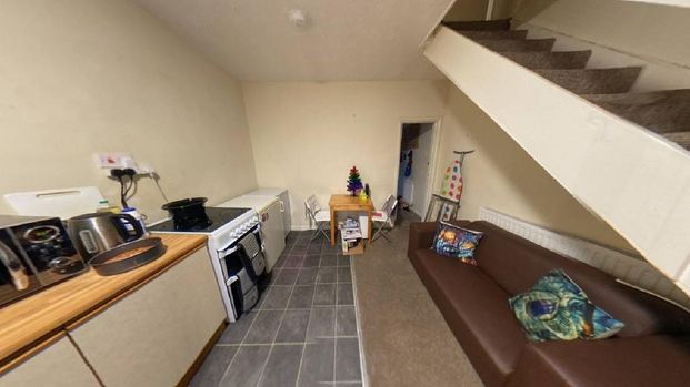 2 bedroom house to rent - Photo 1