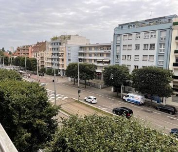 Appartement 2 pièces meublé de 38.85m² avec un lumineux séjour à lo... - Photo 3